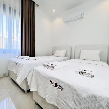Hotel With Private Pool And Terrace In Alanya 4*
